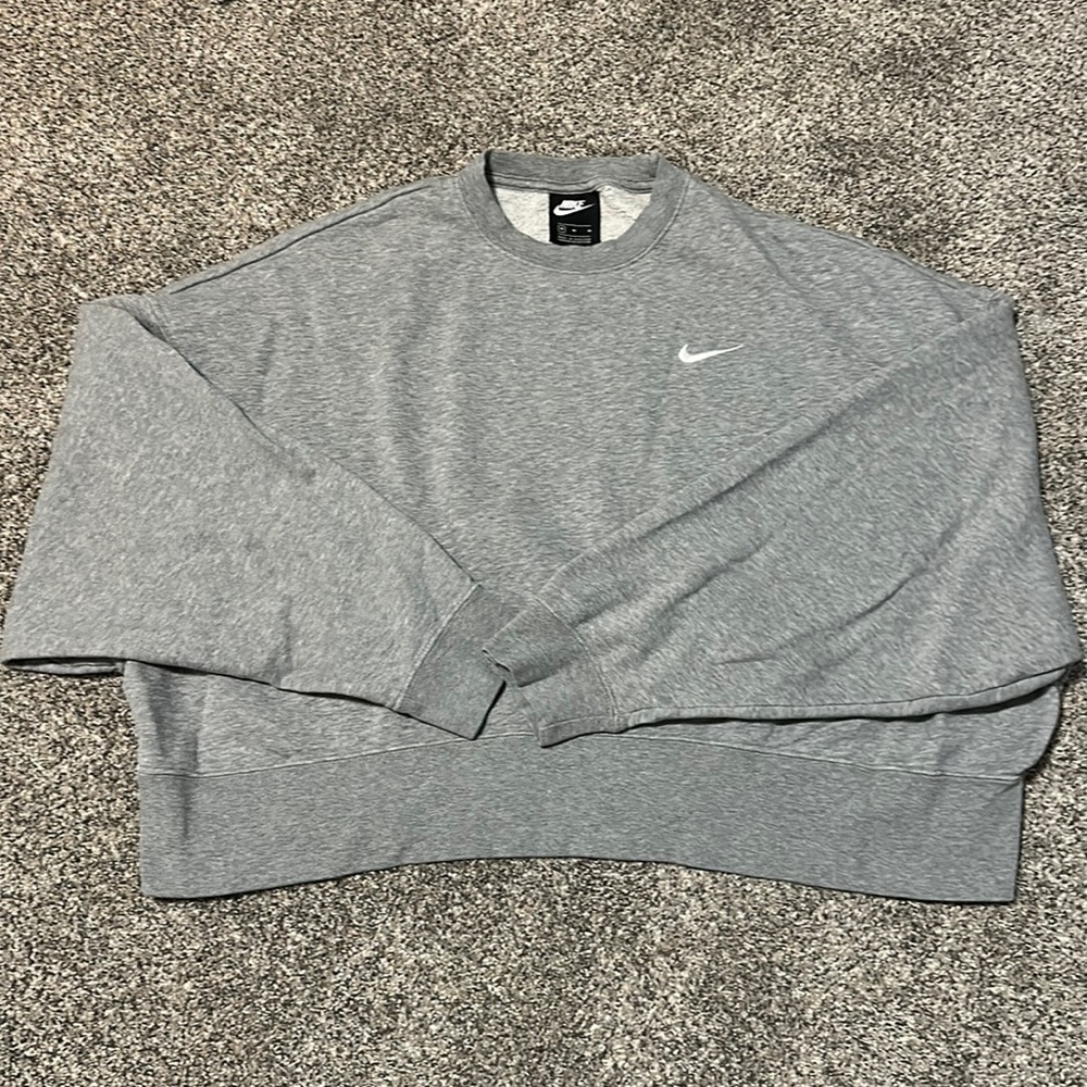 Nike crewneck